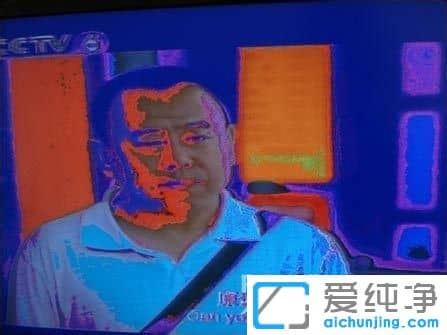XP系统电脑屏幕突然花屏闪烁